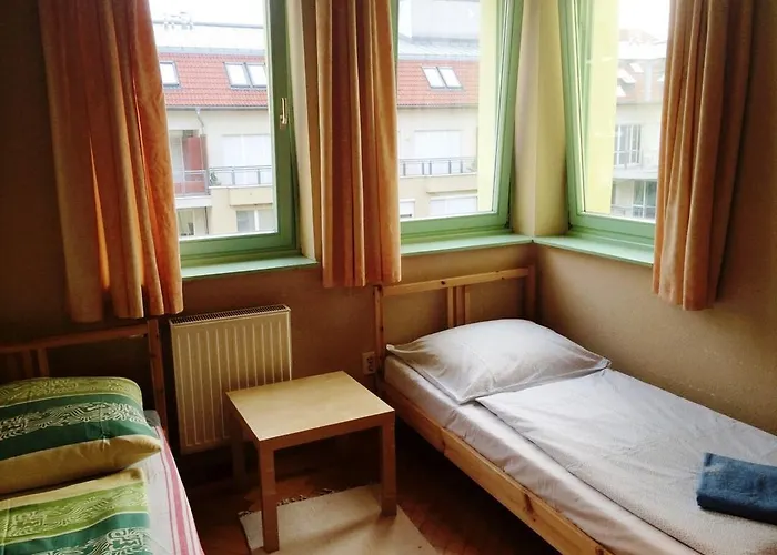 Dormitory Room Mixed